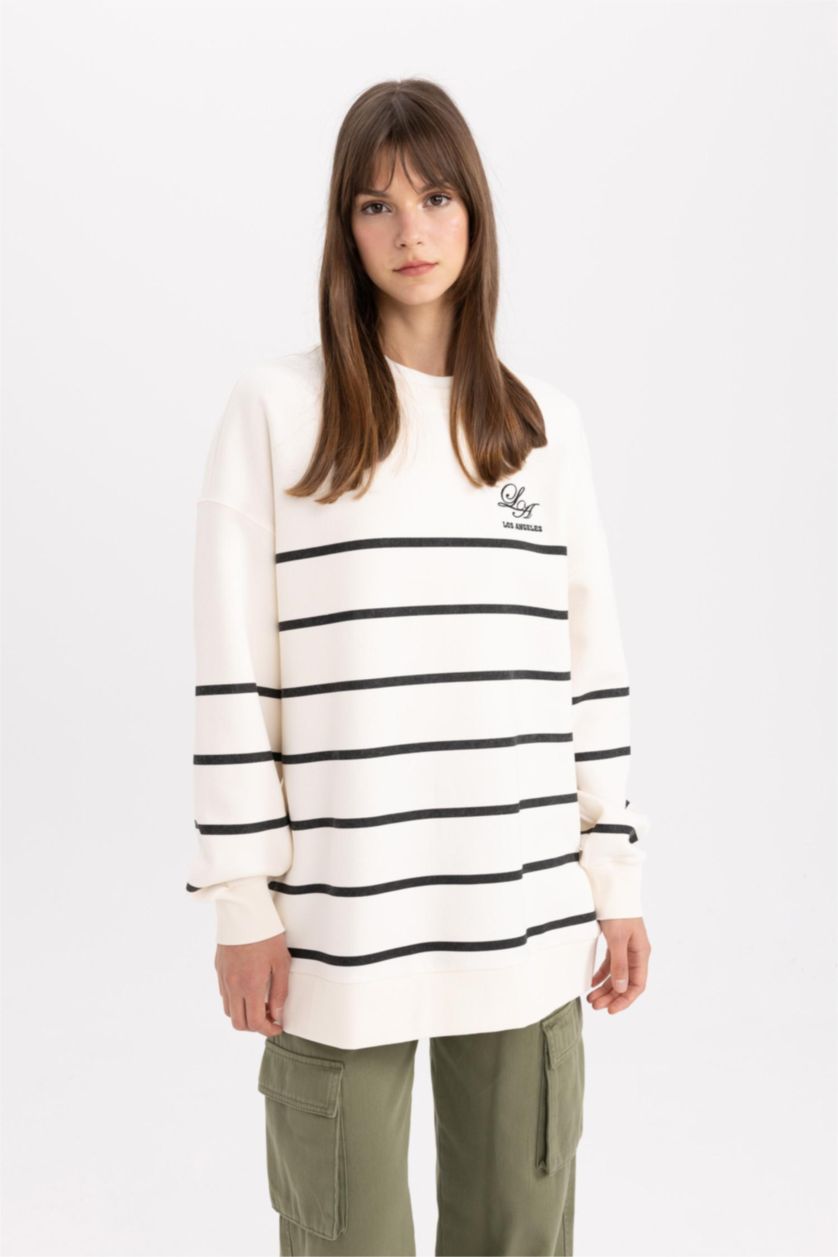 WOMAN Ecru Regular Fit Crew Neck Printed Soft Fluffy Thick Sweatshirt Tunic