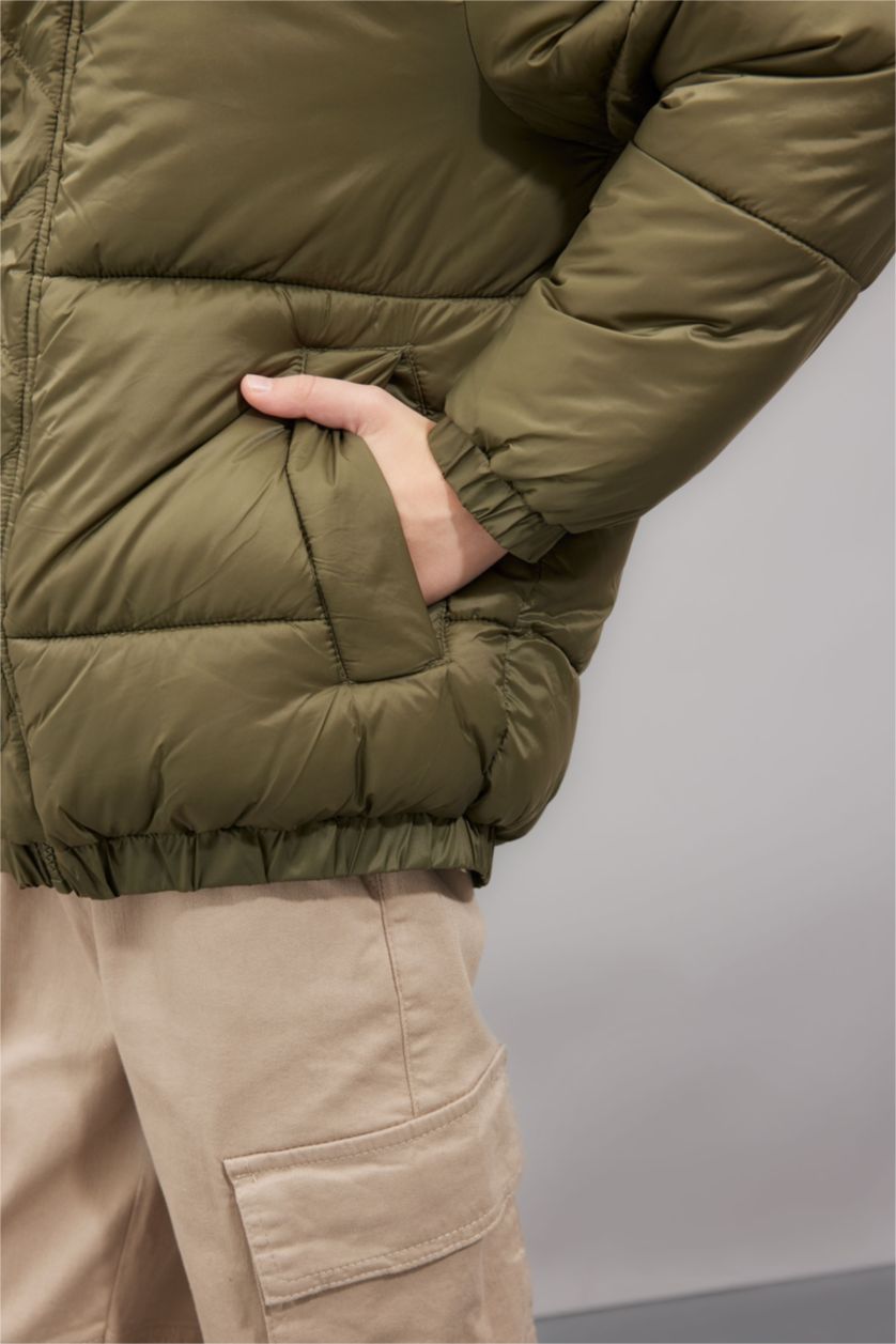 Erkek Çocuk - Genç Erkek Haki Su Geçirmez Kapüşonlu Fermuarlı Çıtçıtlı Cepli Mont Erkek Çocuk