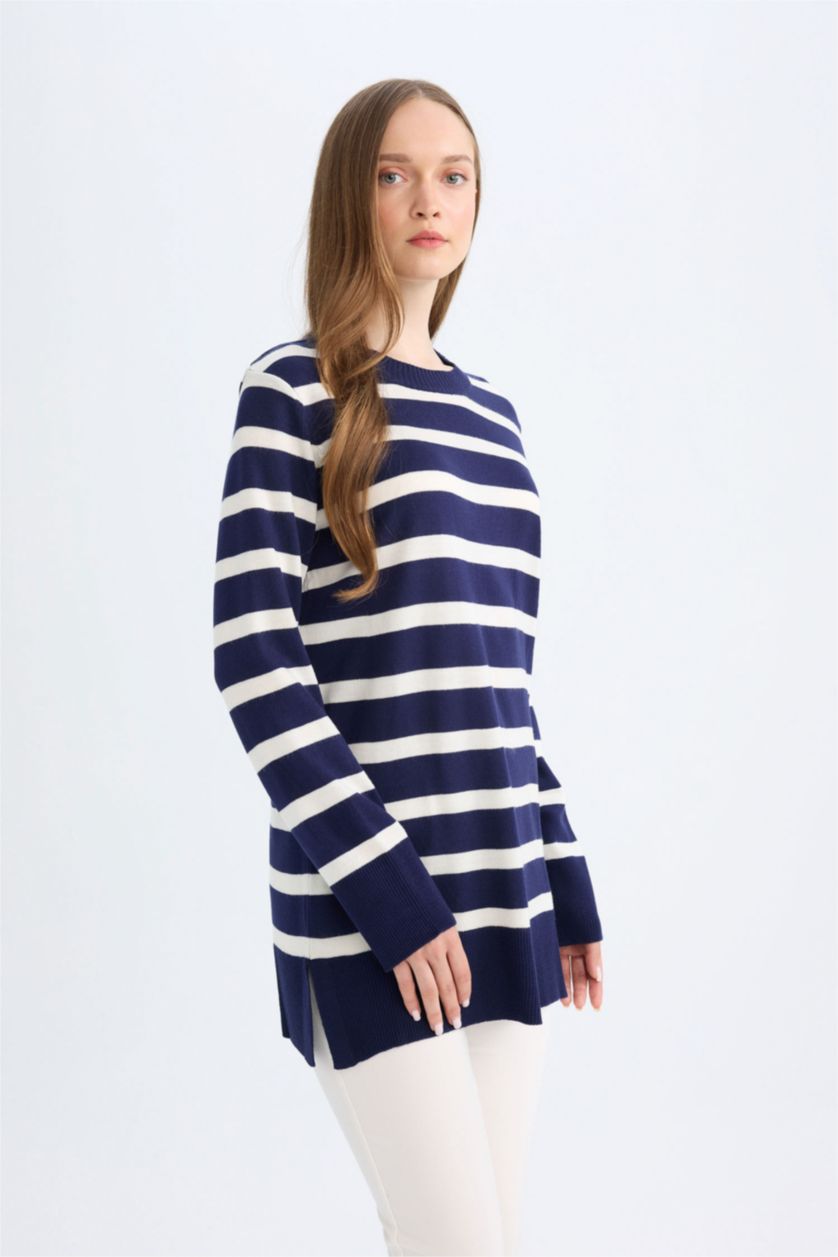 WOMAN NAVY Regular Fit Crew Neck Tunic