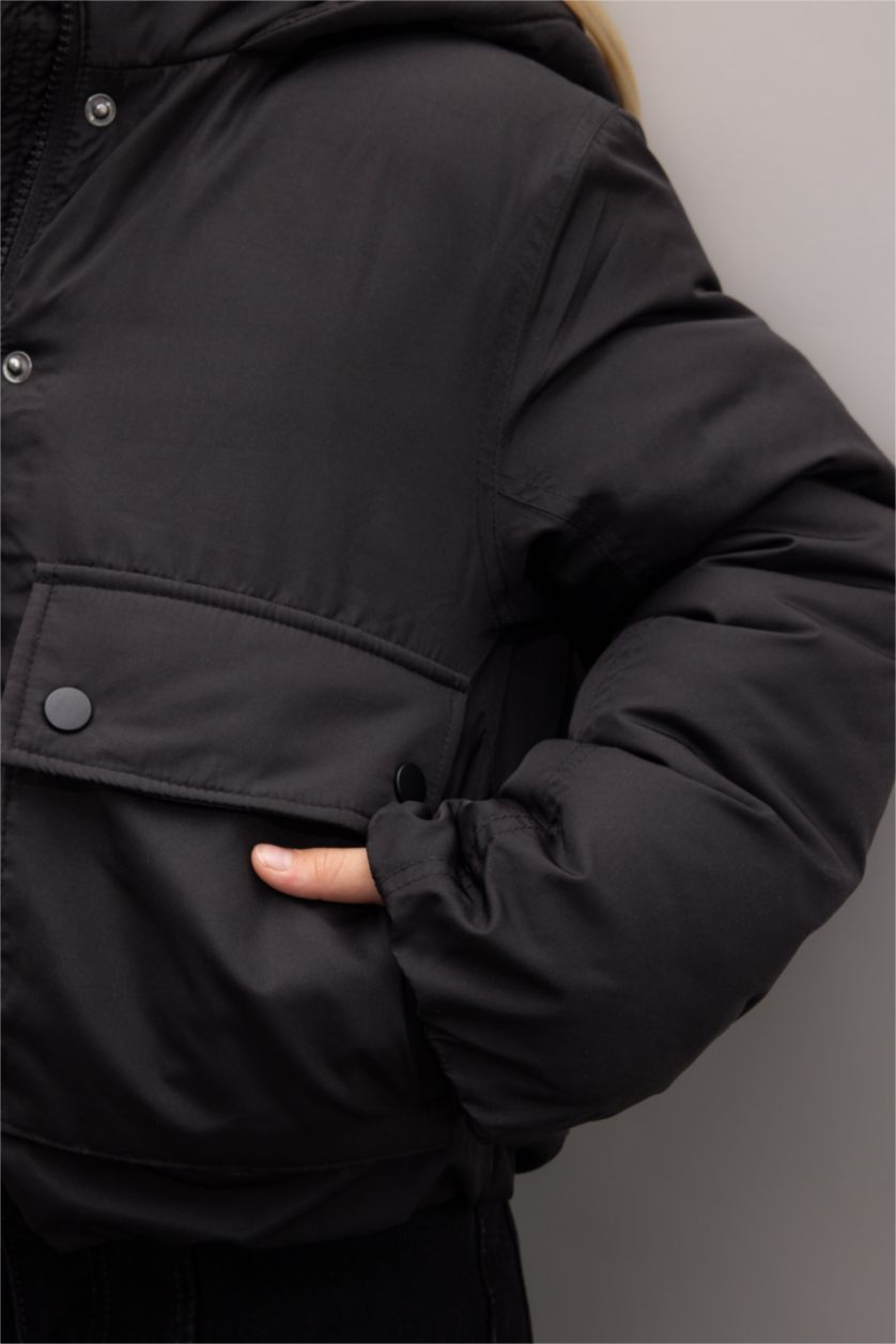 Kız Çocuk - Genç Kız Siyah Kız Çocuk Su Geçirmez Kapüşonlu Şişme Mont Çıtçıtlı Cepli