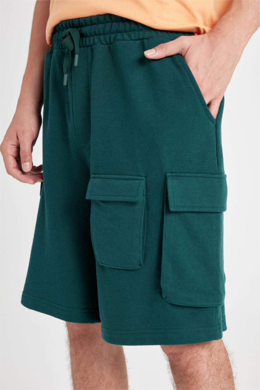 Man Dark Green Relax Fit Regular Hem Shorts