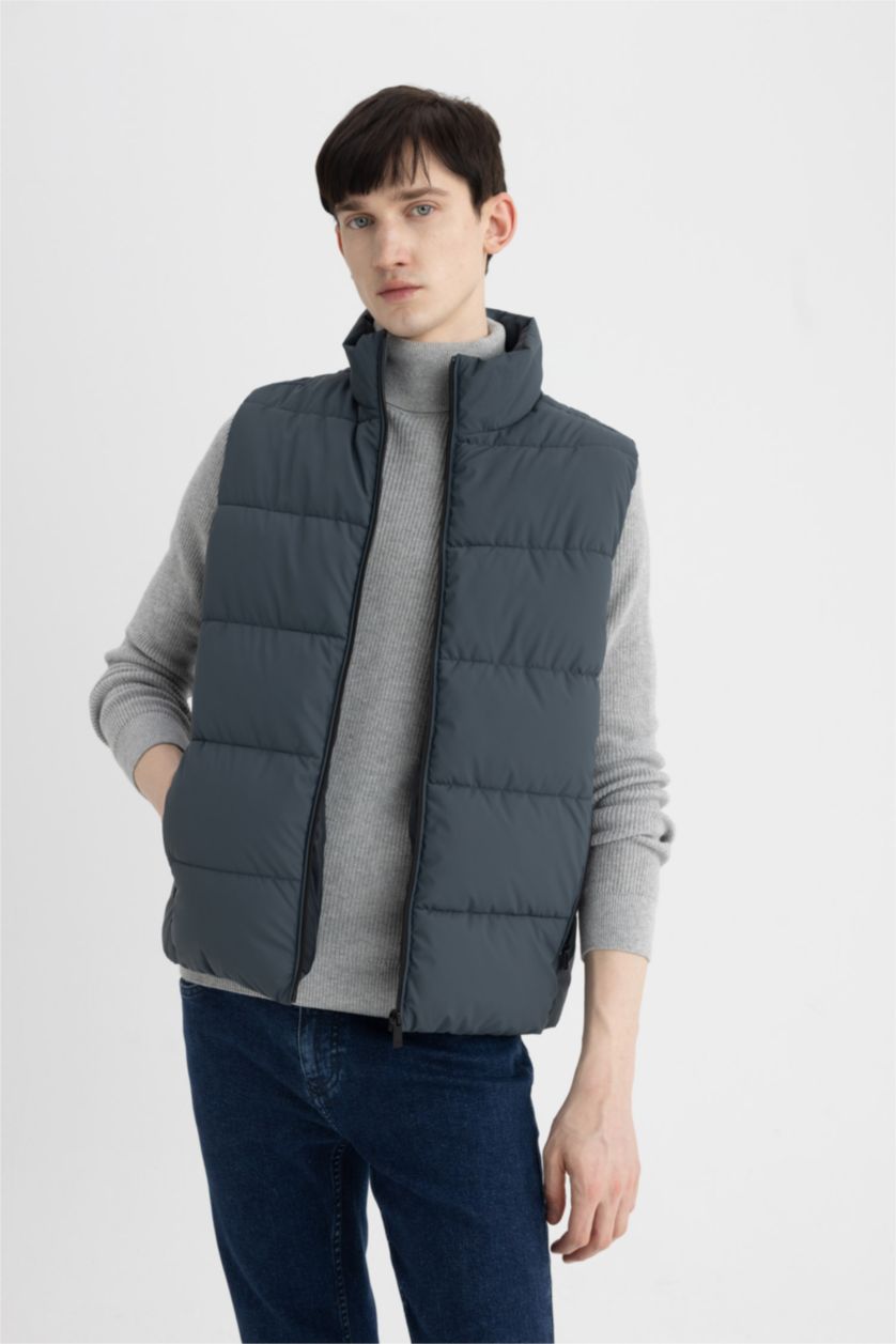 Man Dark Green Vest