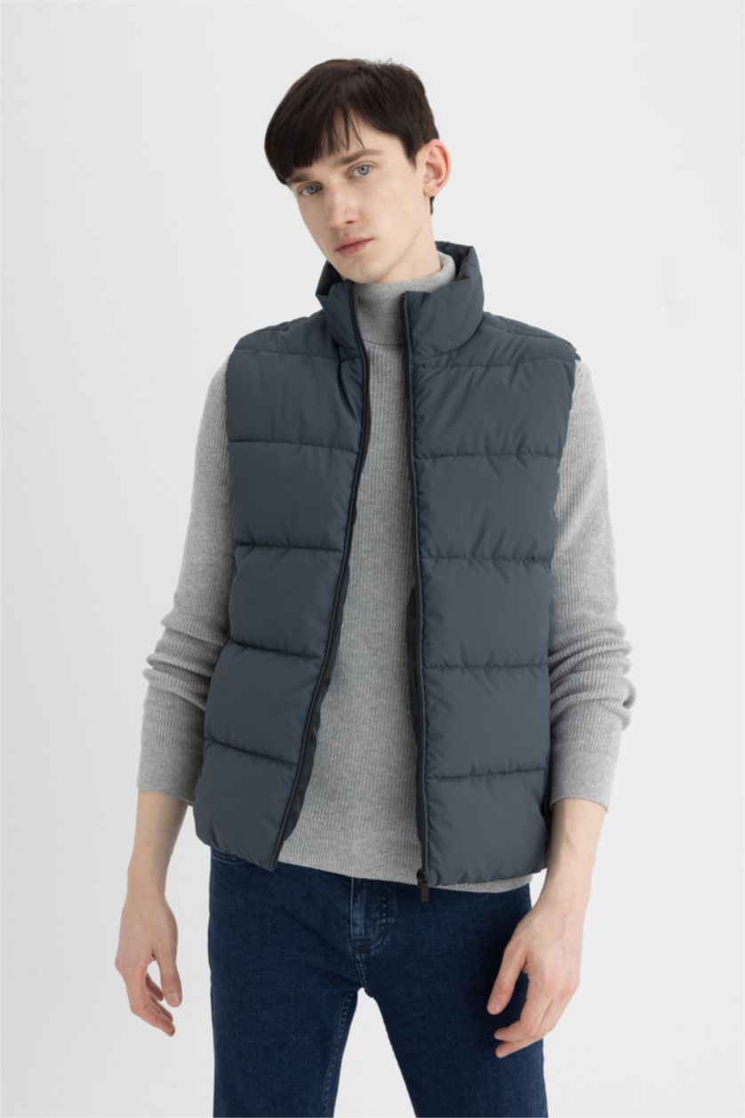 Man Dark Green Vest