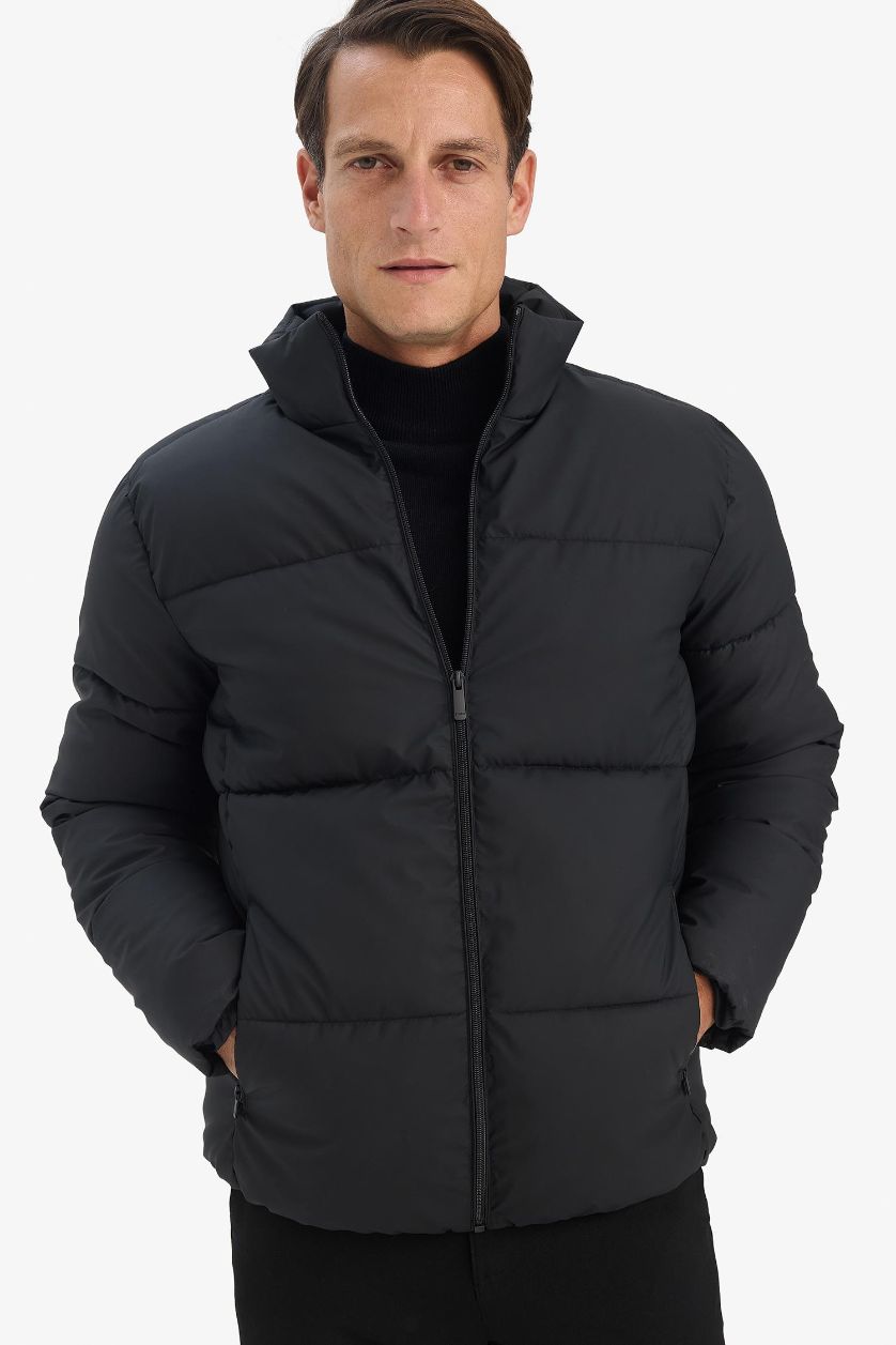 Erkek Siyah Su İtici Slim Fit Dar Kesim Dik Yaka Astarlı Fermuarlı Rüzgar Geçirmez Şişme Mont