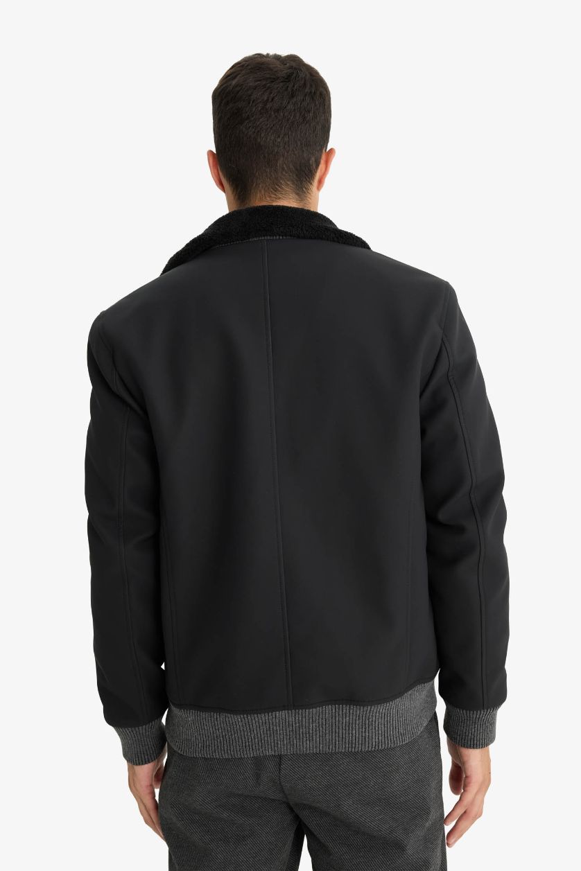 Erkek Siyah Su İtici Slim Fit Dar Kesim Suni Kürklü Yaka Astarlı Fermuarlı Ribanalı Cepli Suni Deri Mont