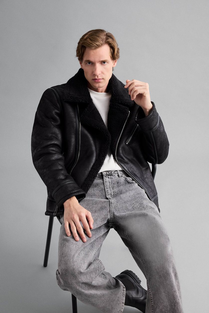 Erkek Siyah Slim Fit Dar Kesim Suni Kürk Astarlı Fermuarlı Cepli Süet Deri Kışlık Ceket Mont