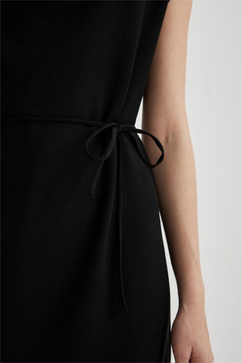 FEMME Noir Robe Midi Coupe Droite sans Manches en Crêpe