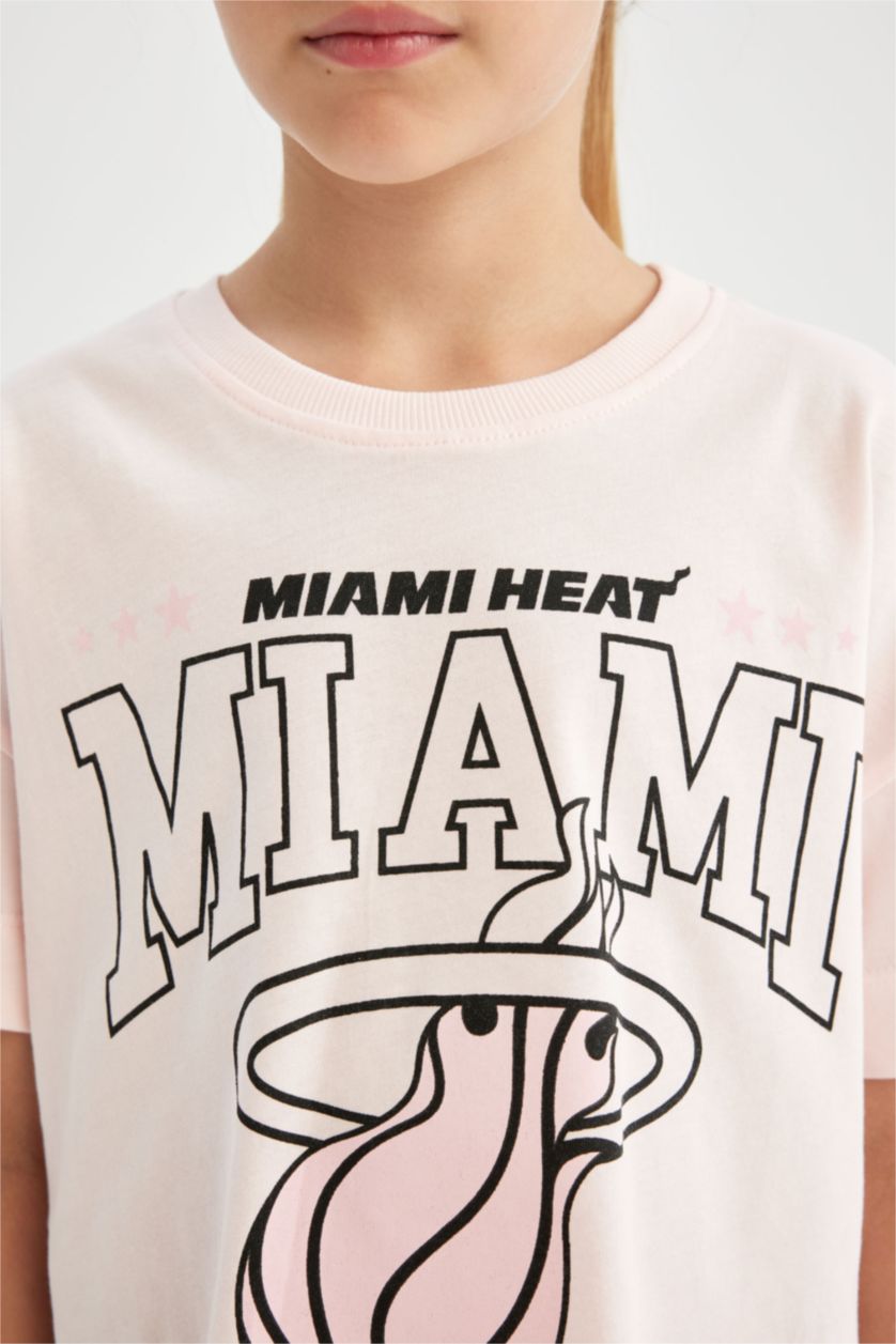 Kız Çocuk - Genç Kız Pembe NBA Miami Heat Bisiklet Yaka Kısa Kollu Tişört Kız Çocuk