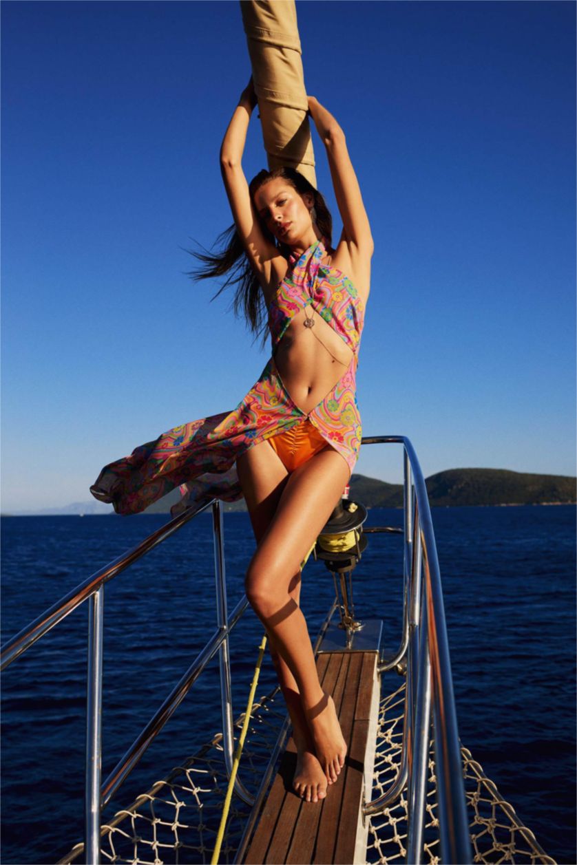 Woman Pink Regular Fit Printed Chiffon Beachwear