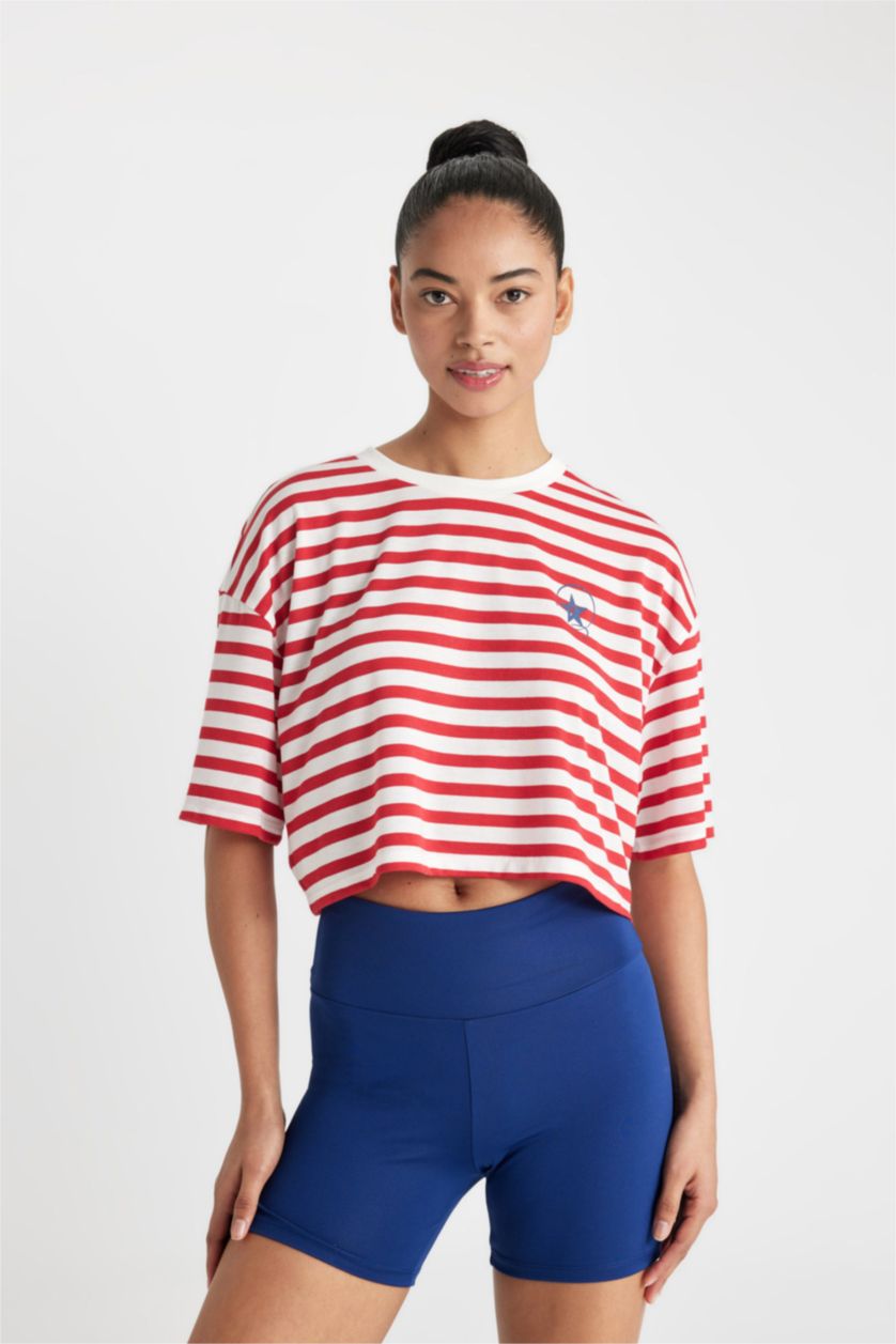 نساء أحمر تيشيرت كروب توب مخطط رياضي من DeFactoFit