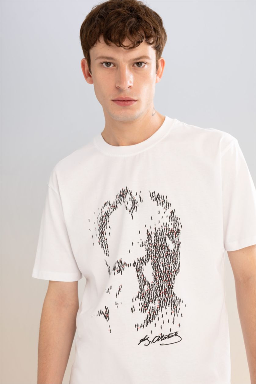 MAN White Regular Fit Crew Neck Ataturk Printed Short Sleeve T-Shirt