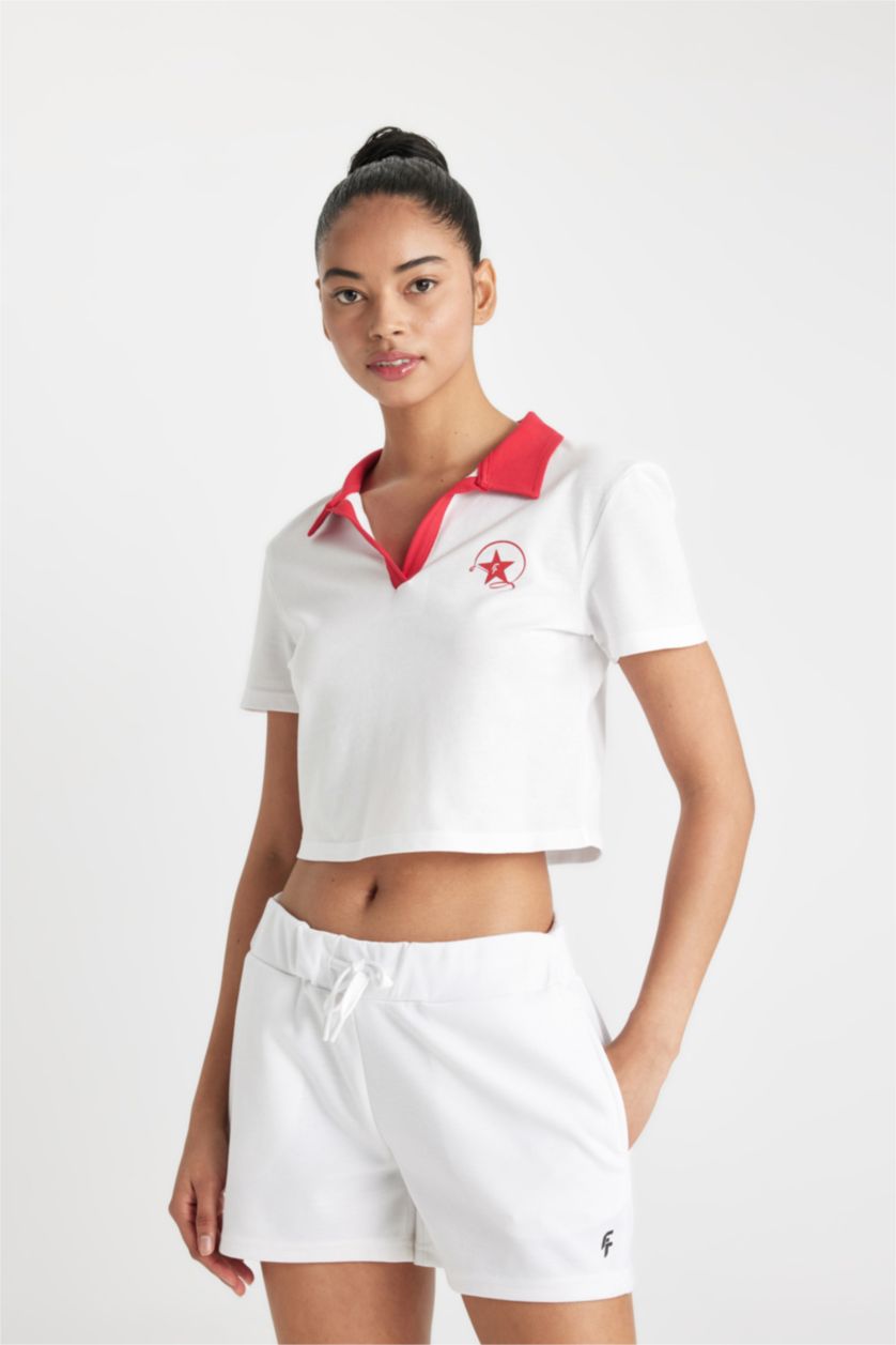Kadın Beyaz Crop Polo Yaka Sporcu Pike Kısa Kollu Tişört