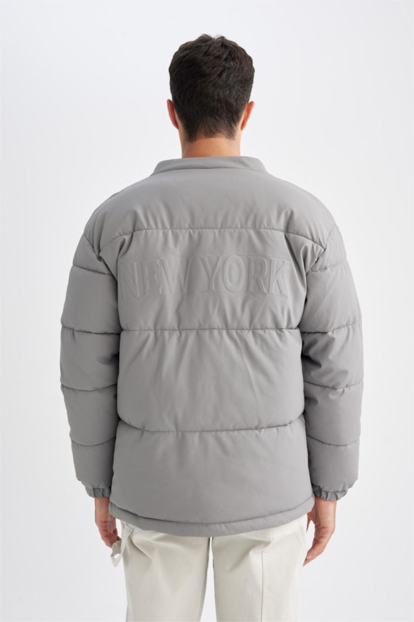 Erkek Koyu Gri Şişme Mont Kapüşonlu Fermuarlı Cepli