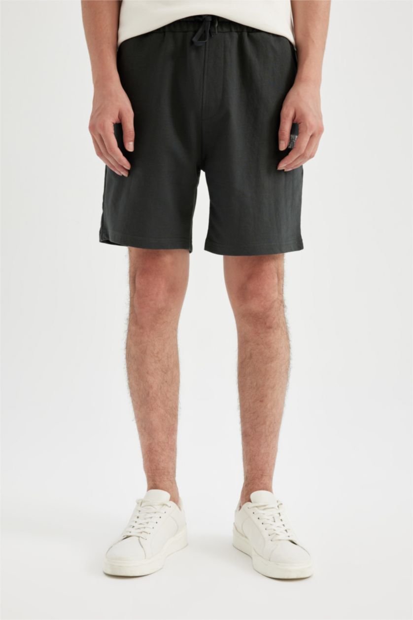 رجال أنثرا شورت عادي بقصة عادية