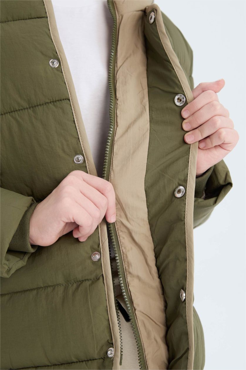 Мальчики и подростки Темно-зеленый Дутая куртка водоотталкивающая с капюшоном для мальчиков