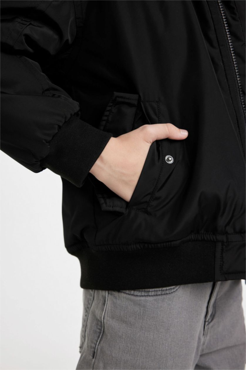 أولاد أسود جاكيت بومبر ولادي بياخة كوليج وغطاء قابل للإزالة