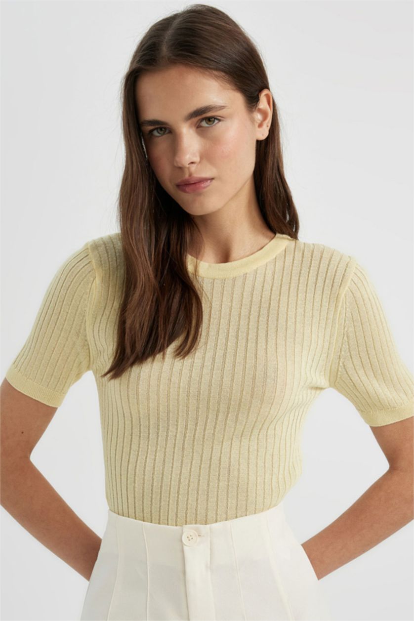 FEMME Jaune Clair T-Shirt en Tricot à Manches Courtes à Col rond