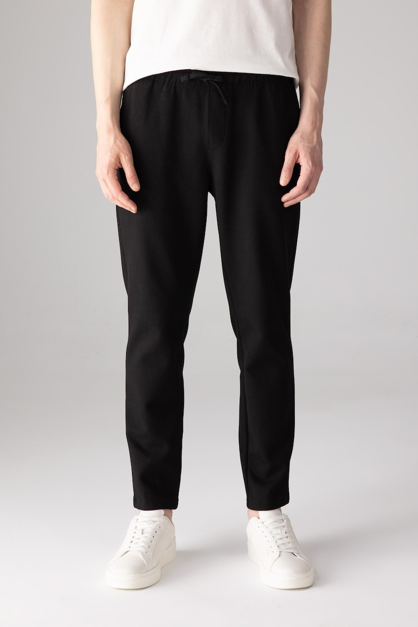 MAN Black jogger Trousers