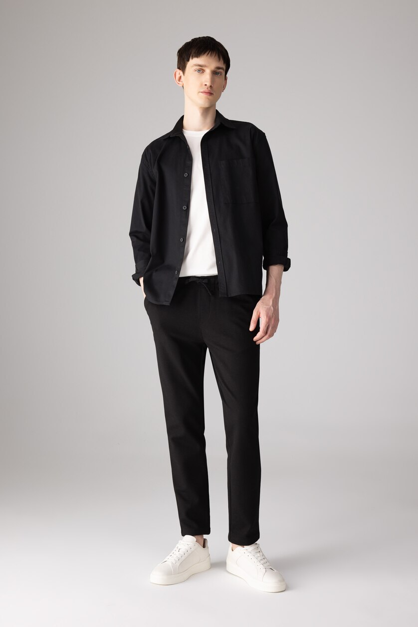 MAN Black jogger Trousers