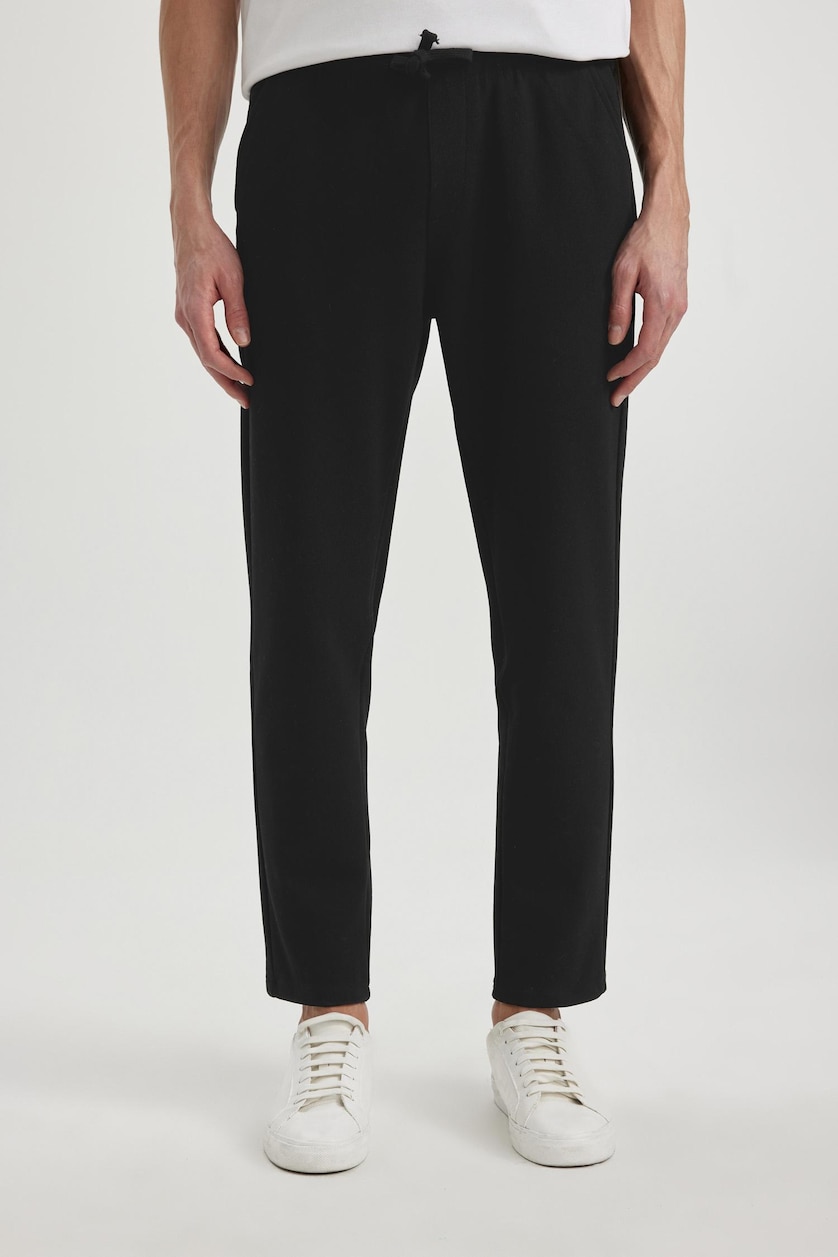 MAN Black jogger Trousers