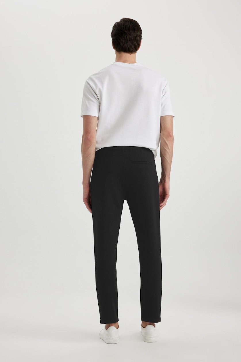 MAN Black jogger Trousers