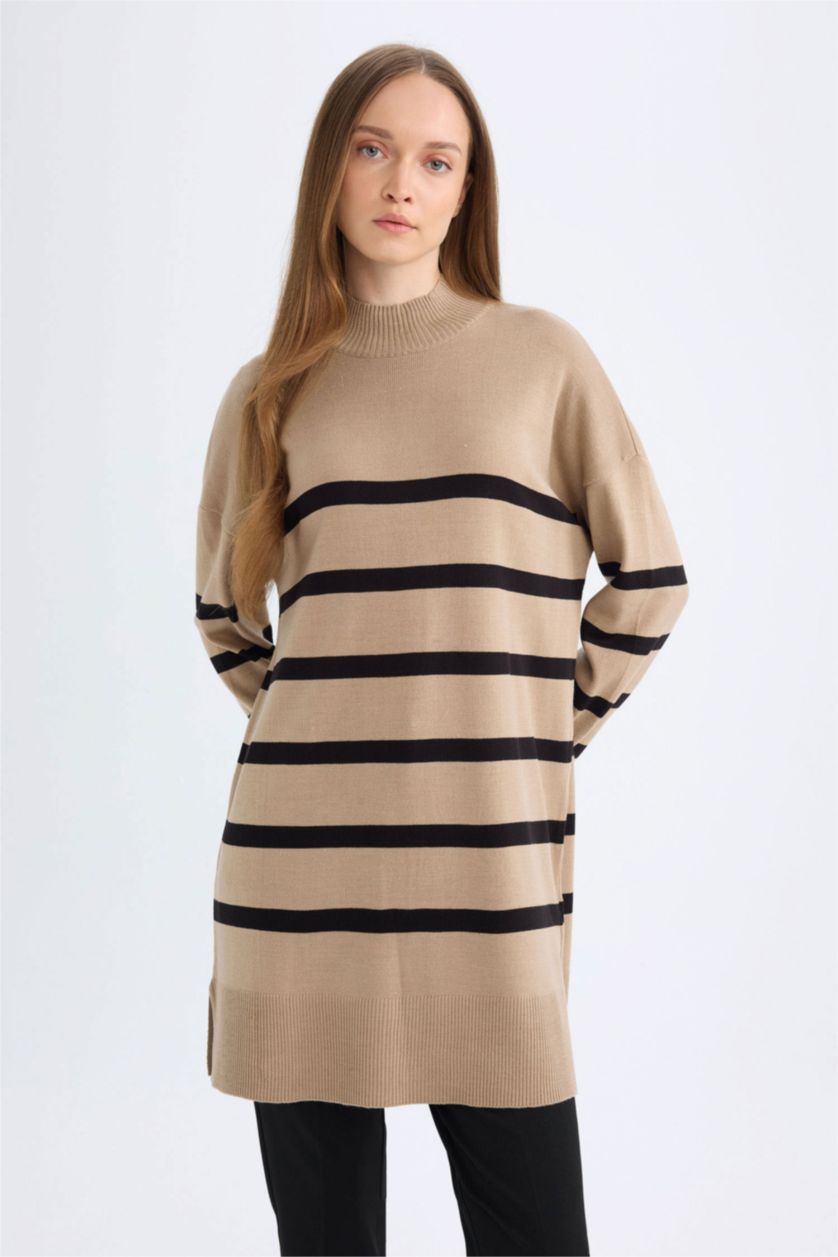 FEMME Beige Tunique Coupe Régulière Col Ras Du Cou