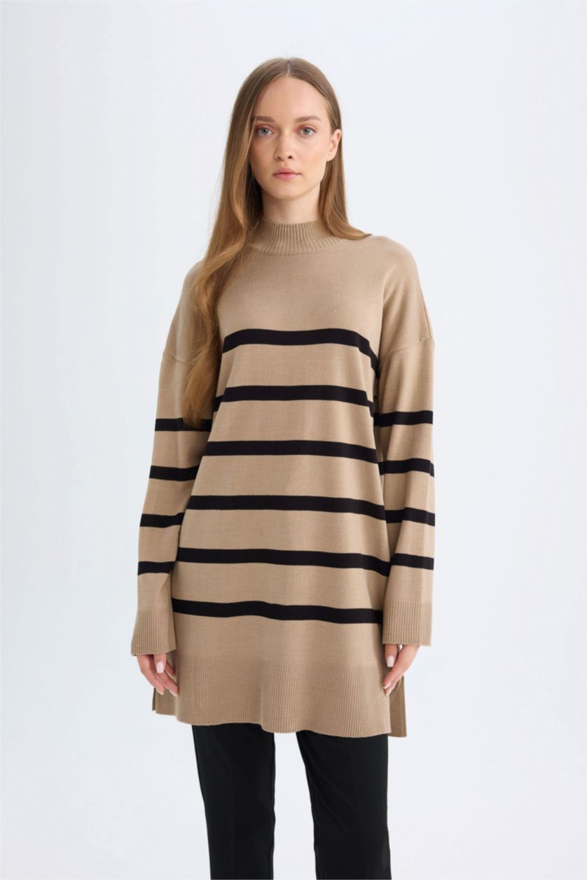 FEMME Beige Tunique Coupe Régulière Col Ras Du Cou