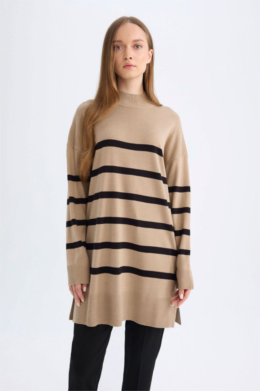 FEMME Beige Tunique Coupe Régulière Col Ras Du Cou