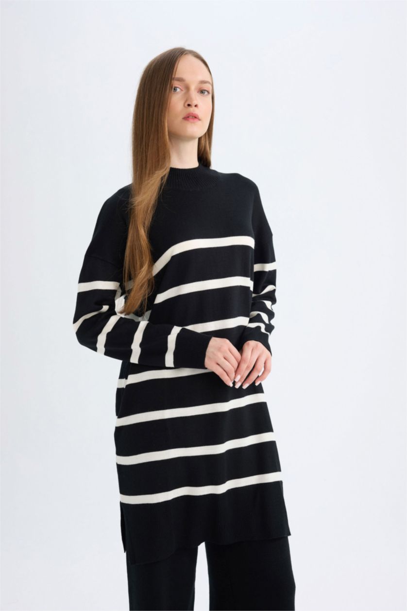 WOMAN Black Regular Fit Crew Neck Tunic