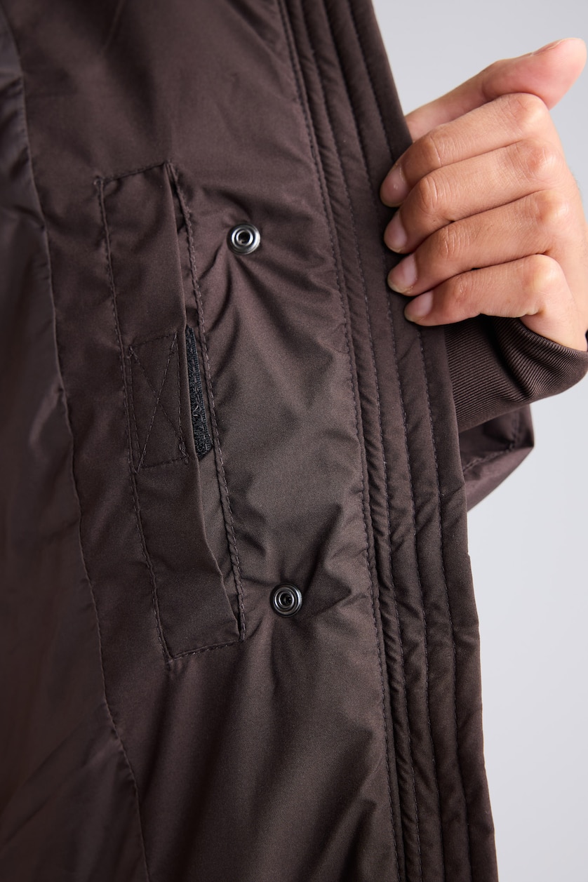 Kadın Kahve Rüzgar Geçirmez Su İtici Regular Fit Kapüşonlu Mont