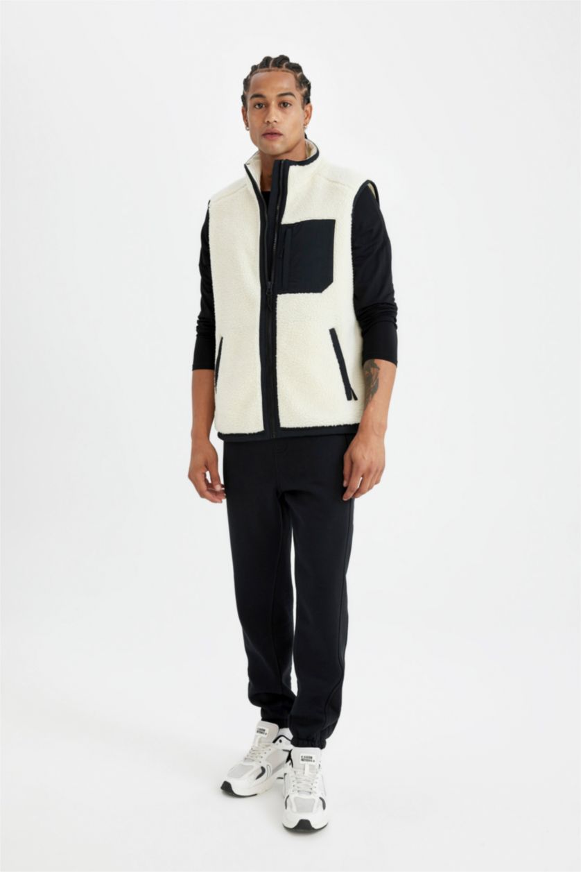 Erkek Taş Normal Kesim Dik Yaka Fermuarlı Cepli Pelüş Yelek