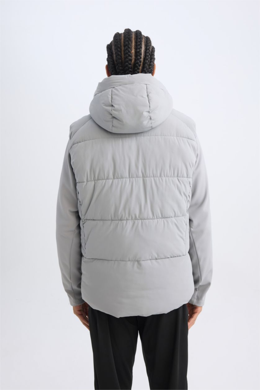 Erkek Gri Su İtici Regular Fit Kapüşonlu Rüzgar Geçirmez Fermuarlı Mont