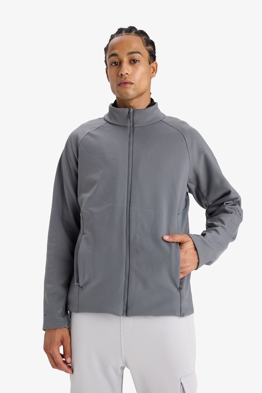 Erkek Koyu Gri Su İtici Regular Fit Kapüşonlu Rüzgar Geçirmez Fermuarlı Mont