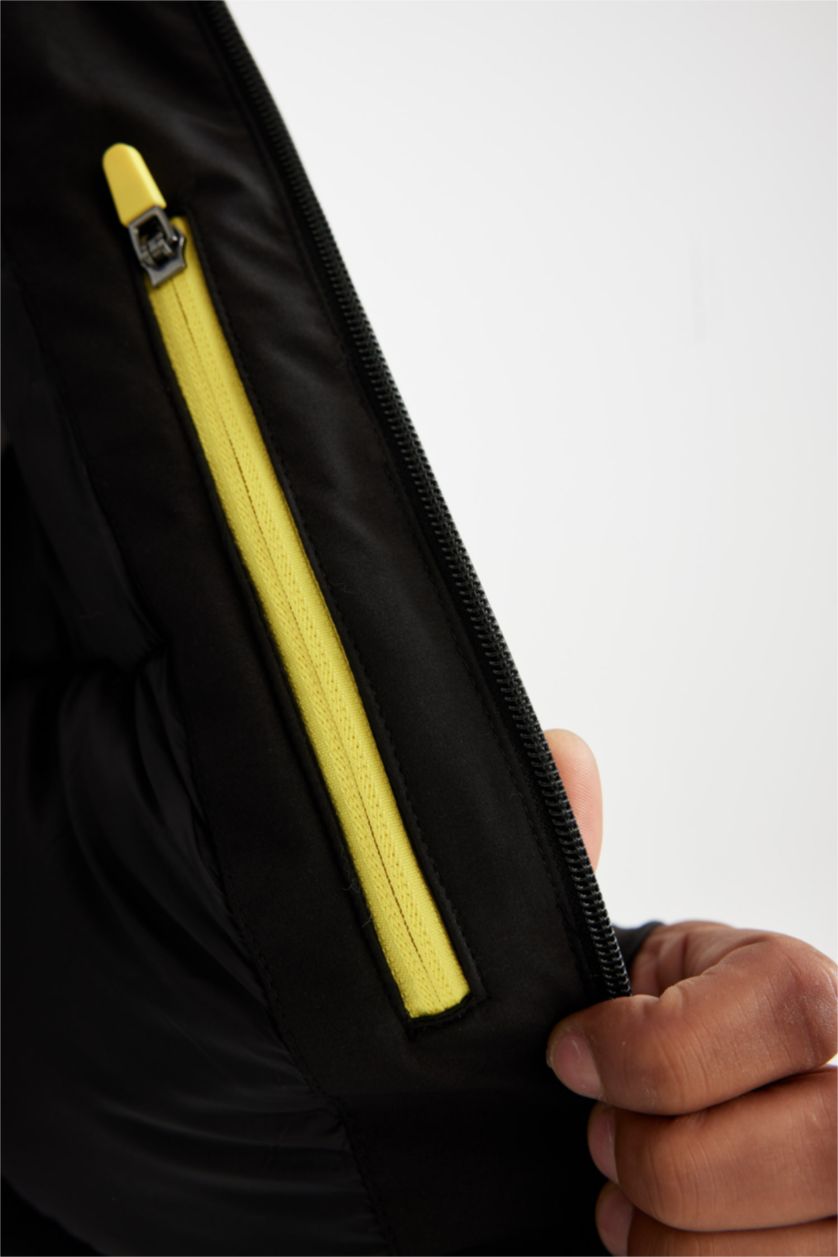 Erkek Siyah Termometreli Mont Parka Su Geçirmez Rüzgar Geçirmez Slim Fit Dar Kesim Kapüşonlu Fermuarlı