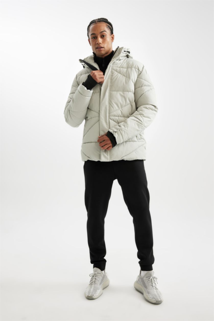 رجال نعناع جاكيت ضد الماء قصة عادية بغطاء للرأس من DeFactoFit