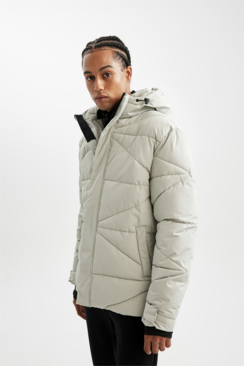 رجال نعناع جاكيت ضد الماء قصة عادية بغطاء للرأس من DeFactoFit