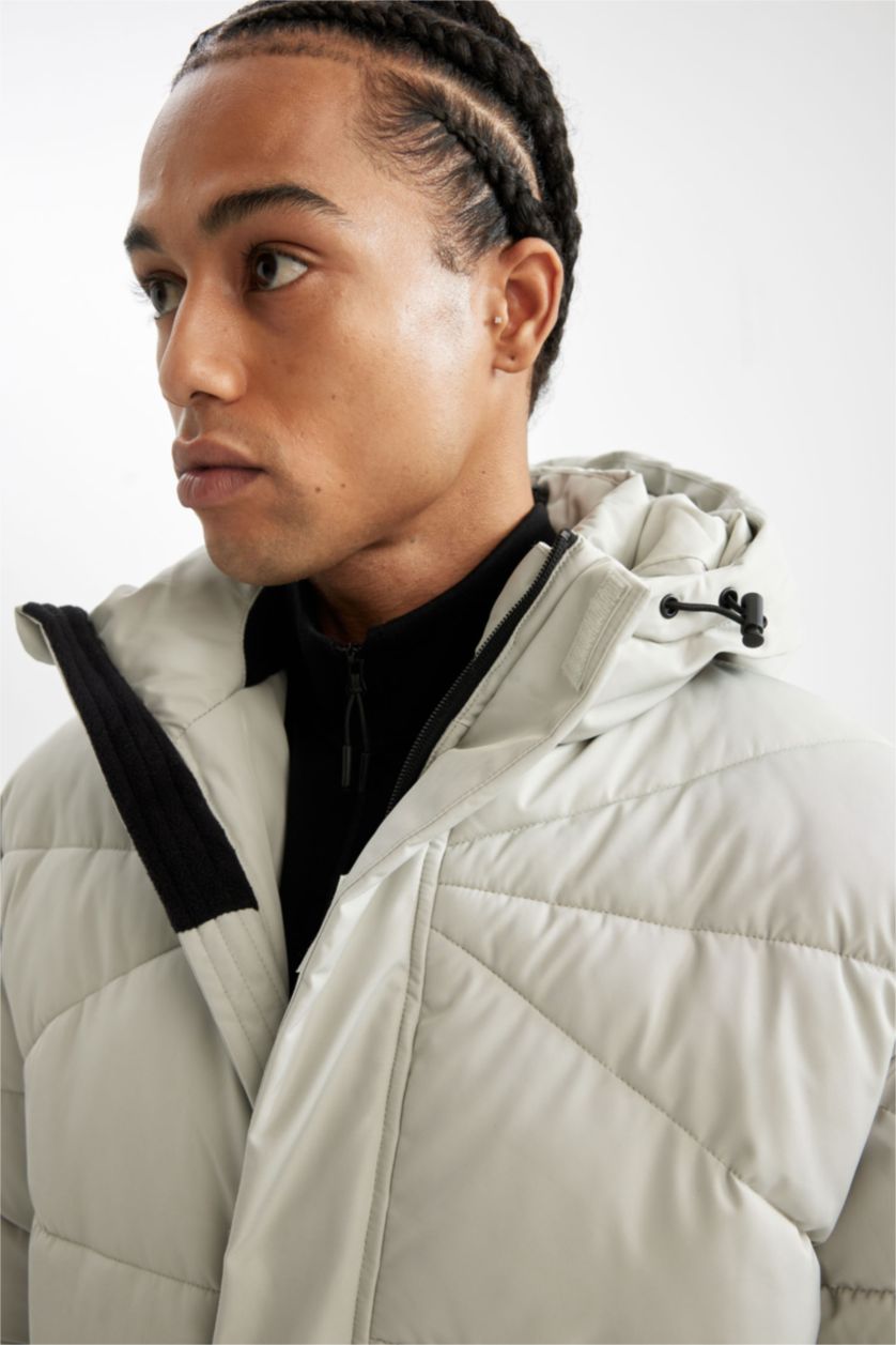 رجال نعناع جاكيت ضد الماء قصة عادية بغطاء للرأس من DeFactoFit