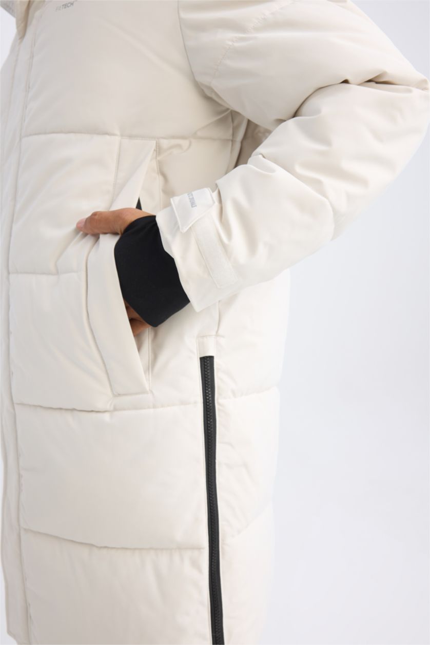 Ерлер Сұр бас киімді Пальто