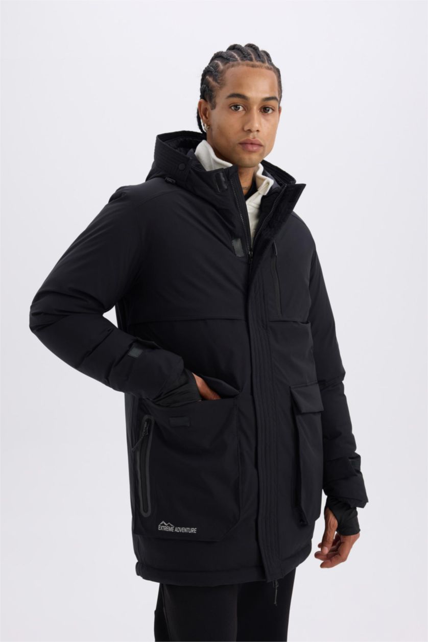 Erkek Siyah Su İtici Regular Fit Kapüşonlu Rüzgar Geçirmez Parka Mont