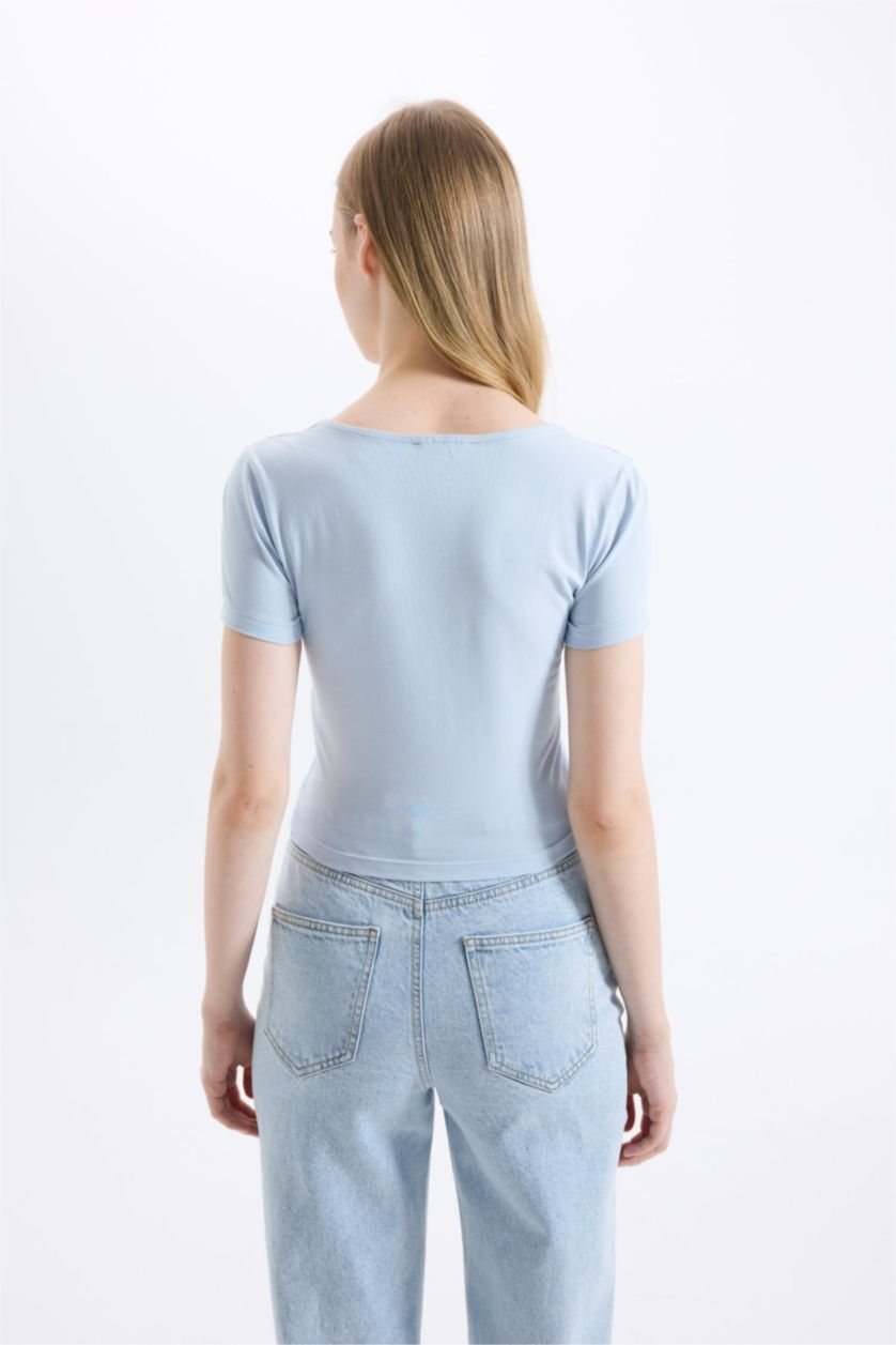 Woman Light Blue Slim Fit U Collar Short Sleeve T-Shirt