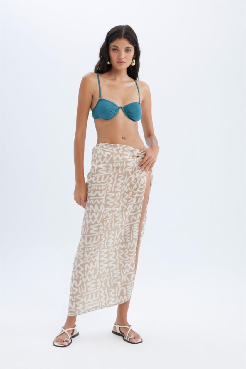 Kadın Açık Vizon Desenli Yırtmaçlı Plaj Eteği