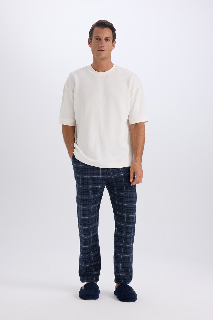 MAN Light Indigo Regular Fit Bottom