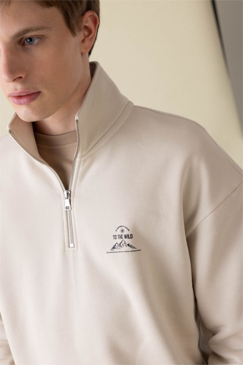MAN Sand Comfort Fit Sweatshirt