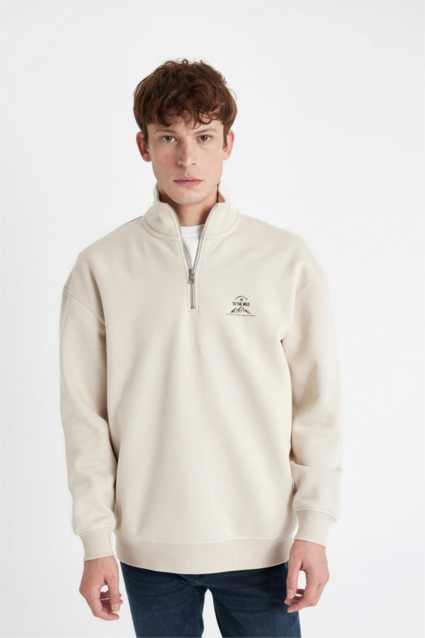 MAN Sand Comfort Fit Sweatshirt