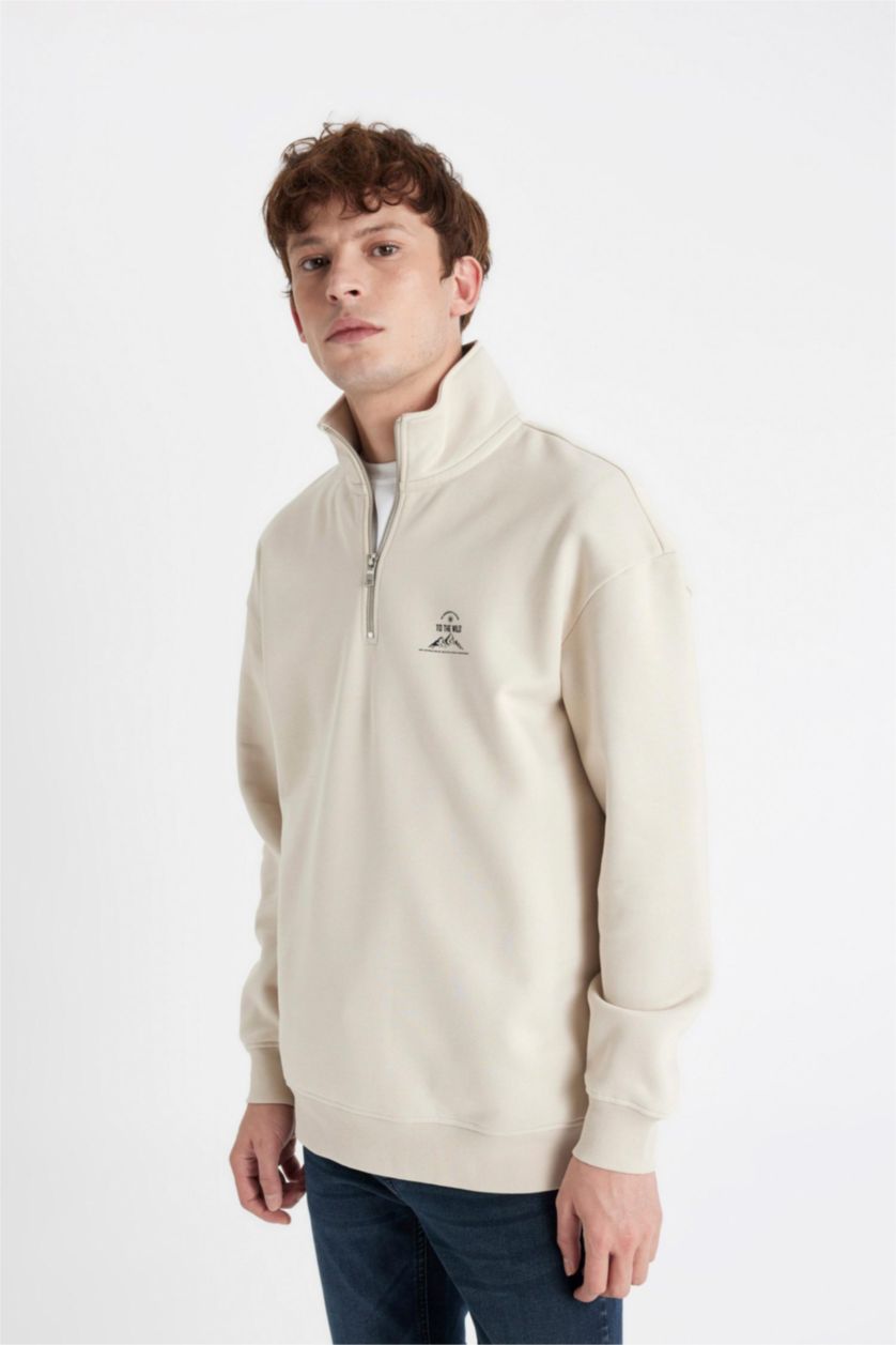 MAN Sand Comfort Fit Sweatshirt