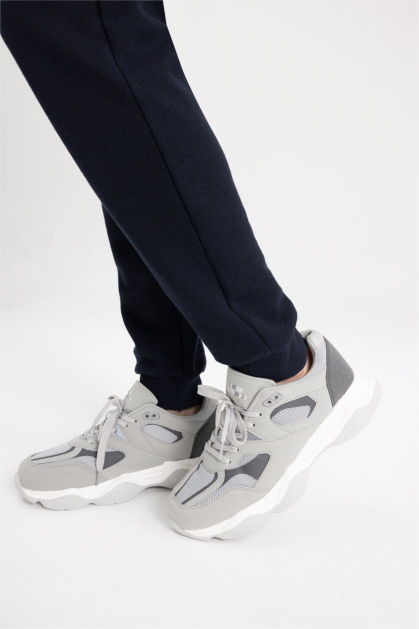 رجال رمادي حذاء رياضي رجالي برباط بكعب سميك