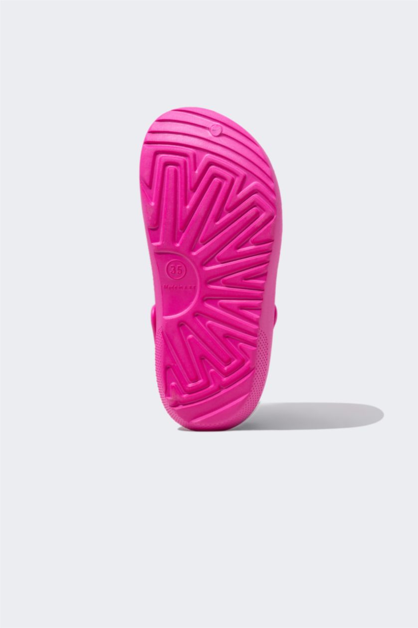 GIRLS & TEENS Fushsia Girl Slip On Thick Sole Slippers