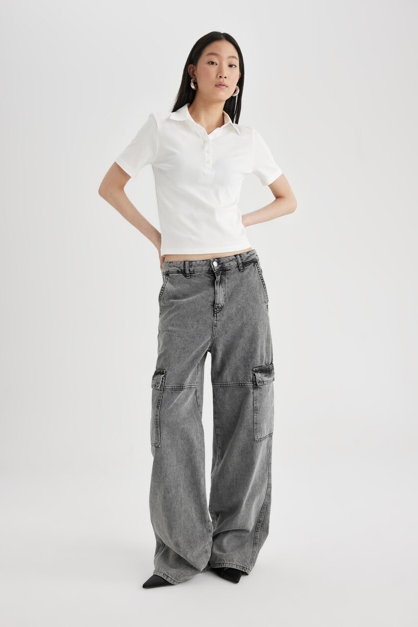 نساء اوف وايت Slim Fit Camisole Short Sleeve Polo T-Shirt