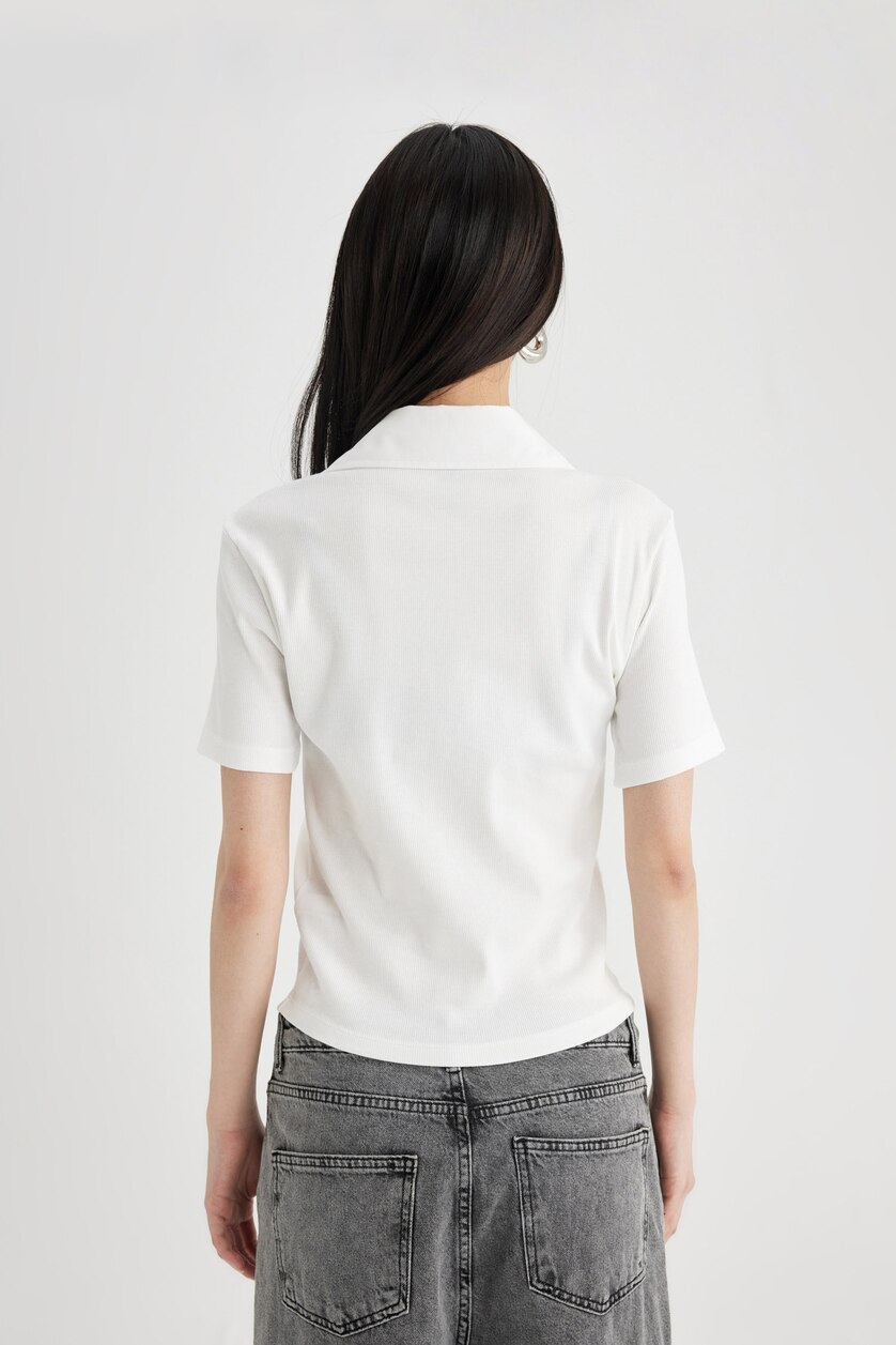 نساء اوف وايت Slim Fit Camisole Short Sleeve Polo T-Shirt