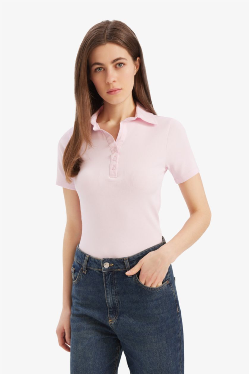 Kadın Açık Pembe Slim Fit Dar Kesim Polo Yaka Fitilli Kaşkorse Kısa Kollu Tişört